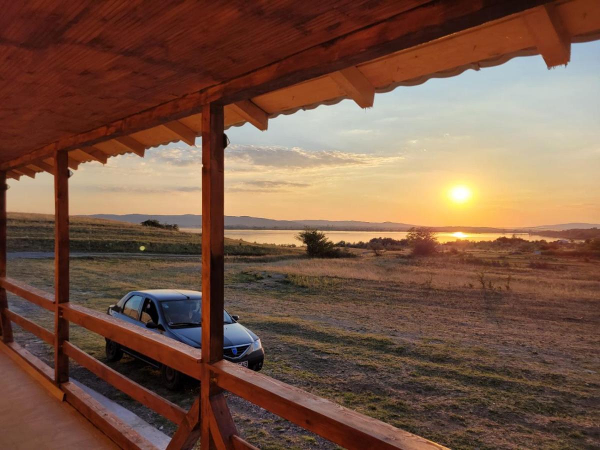 Cabana Varad Coronini Moldova Veche Eksteriør bilde